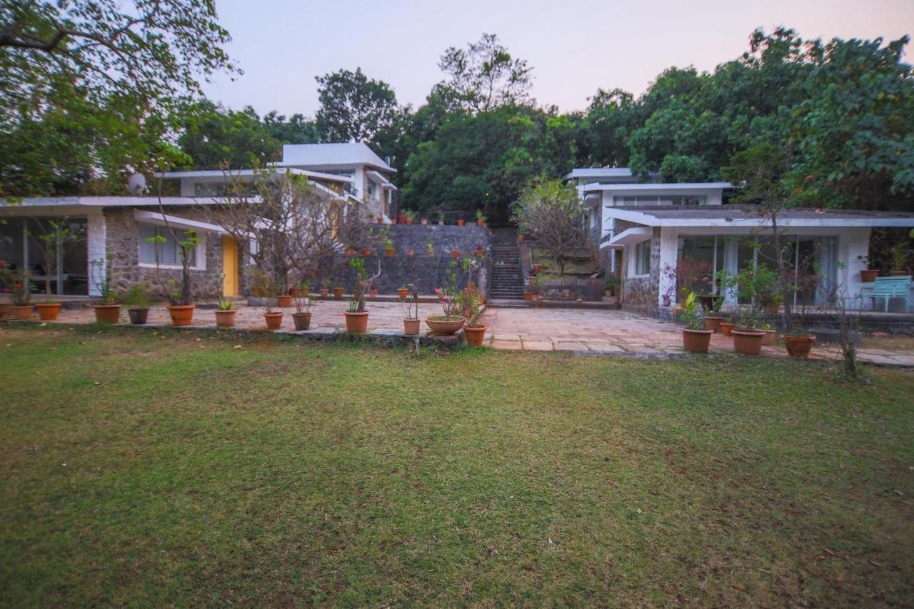 V Resorts Mahua Bagh Murud Nandgaon  Bagian luar foto