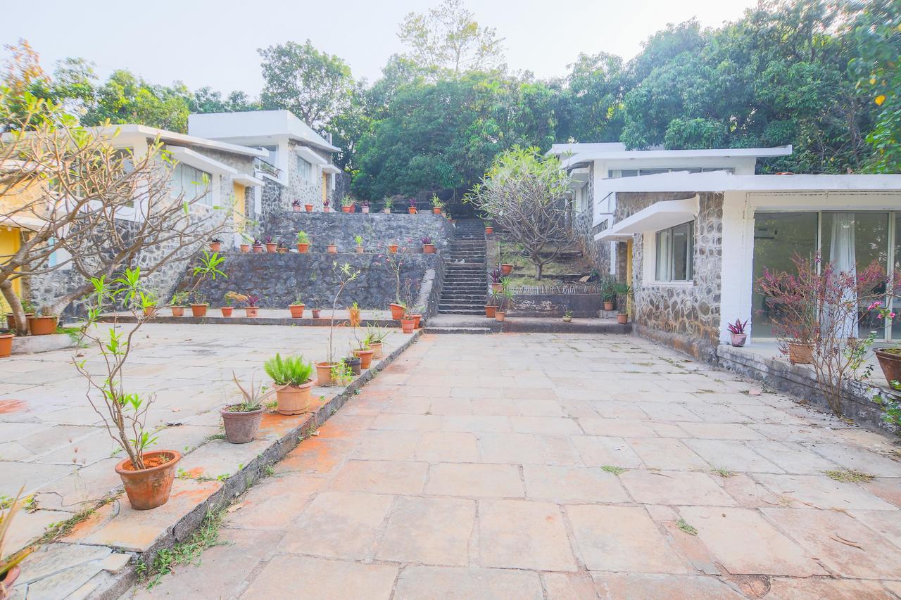 V Resorts Mahua Bagh Murud Nandgaon  Bagian luar foto